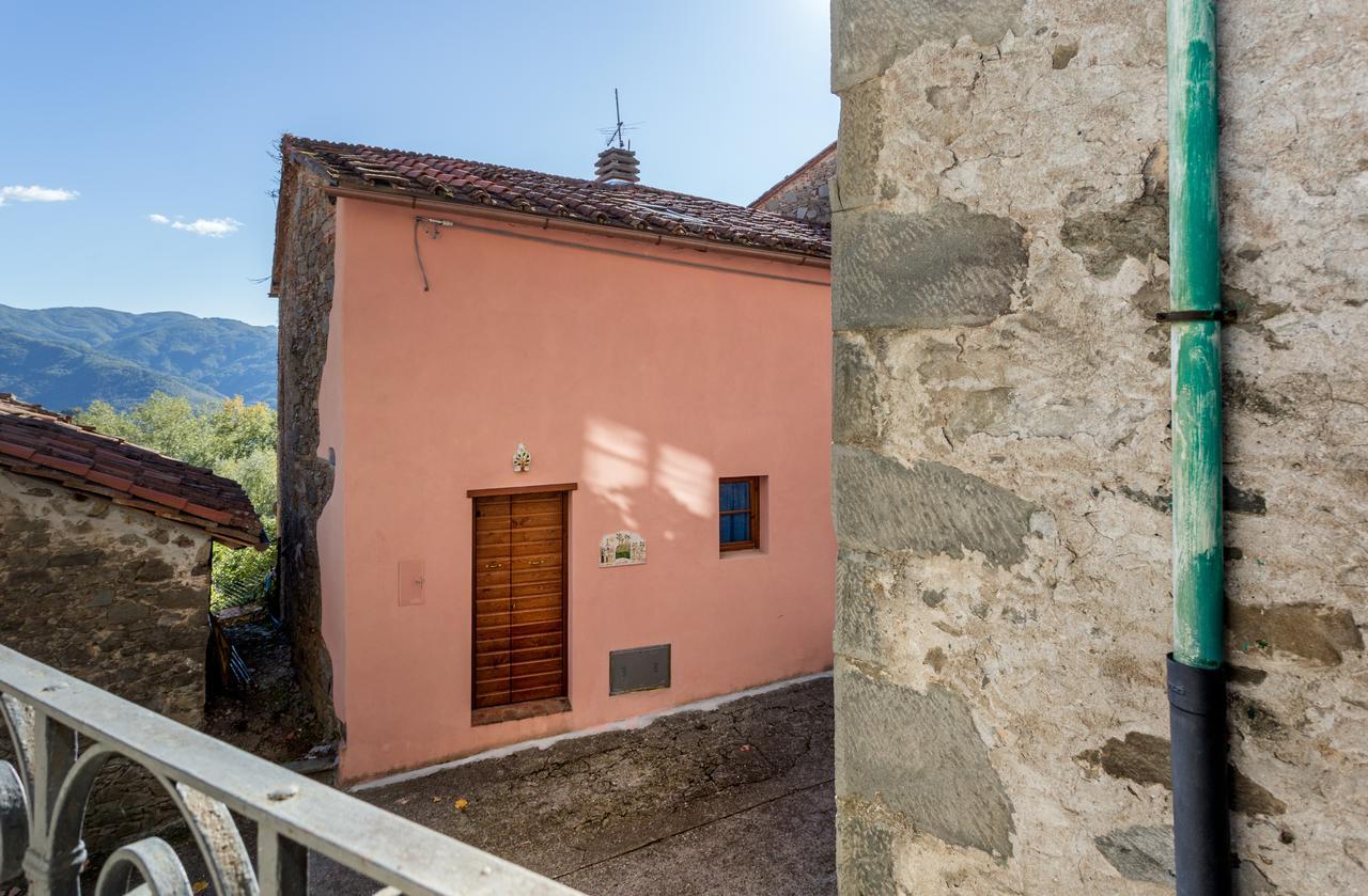Monti di VillaCasa Dei Ciliegiアパートメント エクステリア 写真